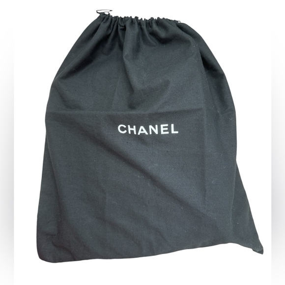 Chanel Medallion Tote - Picture 17 of 17